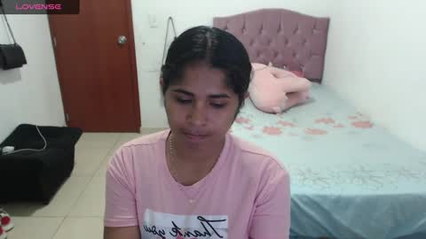 Snapshot of kiara_williamss chatting on 12/21/24, 01:36 Kiara online show from 12/21/24, 01:36