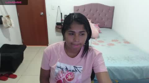 Snapshot of kiara_williamss chatting on 12/25/24, 09:43 Kiara online show from 12/25/24, 09:43