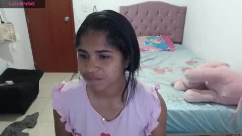 Snapshot of kiara_williamss chatting on 01/06/25, 10:05 Kiara online show from 01/06/25, 10:05