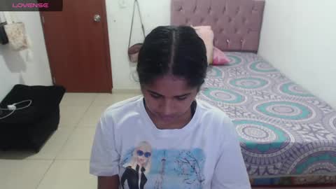 Snapshot of kiara_williamss chatting on 02/05/25, 01:04 Kiara online show from 02/05/25, 01:04