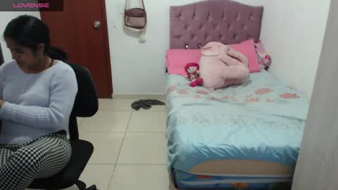 Snapshot of kiara_williamss chatting on 10/01/25, 12:27 Kiara online show from 10/01/25, 12:27