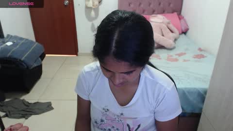 Snapshot of kiara_williamss chatting on 10/16/25, 06:42 Kiara online show from 10/16/25, 06:42