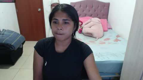 Snapshot of kiara_williamss chatting on 10/30/25, 10:21 Kiara online show from 10/30/25, 10:21