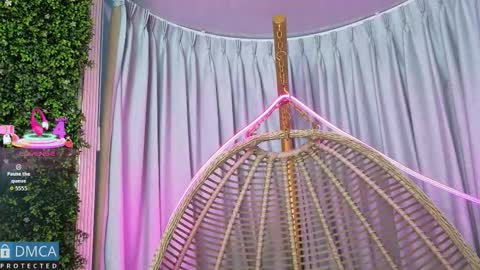 Kiara Zahiri online show from 10/08/25, 11:08