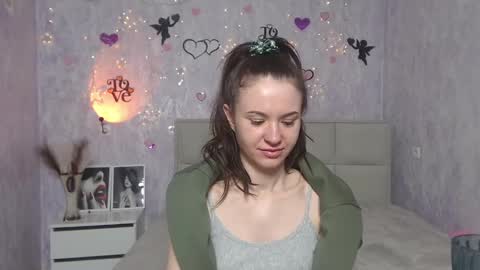 Kara online show from 02/11/25, 04:33