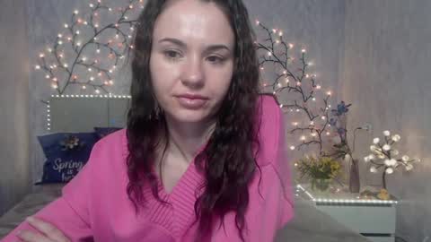 Snapshot of kiaracriegs chatting on 04/19/26, 10:01 Kara online show from 04/19/26, 10:01