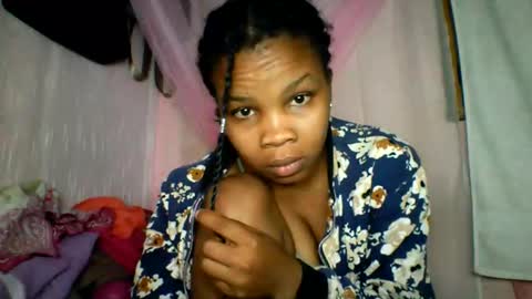Snapshot of kiarah_69 chatting on 05/10/26, 10:04 kiarah 69 online show from 05/10/26, 10:04