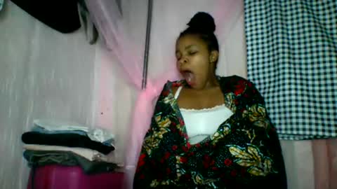 Snapshot of kiarah_69 chatting on 06/10/26, 05:07 kiarah 69 online show from 06/10/26, 05:07