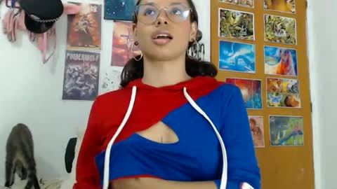 kiaralenon online show from 11/21/25, 01:48