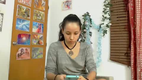 Snapshot of kiaralenon chatting on 04/16/26, 01:28 kiaralenon online show from 04/16/26, 01:28