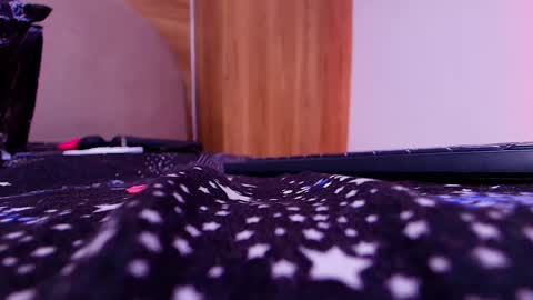 kiaralopez_ online show from 05/20/26, 03:02