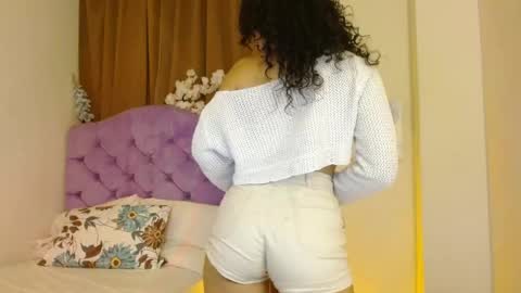 Kiara online show from 04/17/26, 02:03