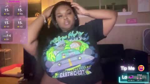 Snapshot of kiarasugars chatting on 03/03/26, 05:02 KiaraSugars online show from 03/03/26, 05:02