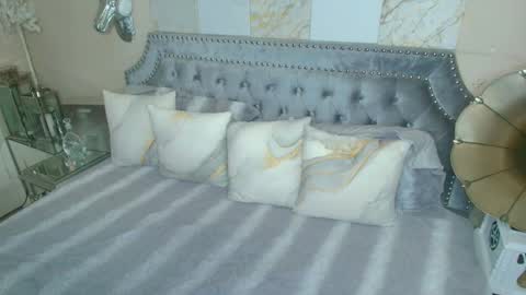 Snapshot of kiarose chatting on 03/14/26, 05:57 Kia Rose online show from 03/14/26, 05:57