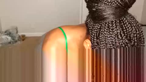 HunneysPlayRoom online show from 02/08/26, 04:49