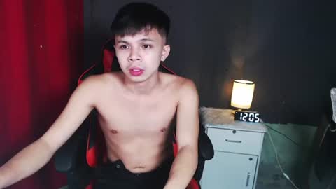 Snapshot of kiel_asianboy chatting on 06/27/26, 06:46 EJ online show from 06/27/26, 06:46