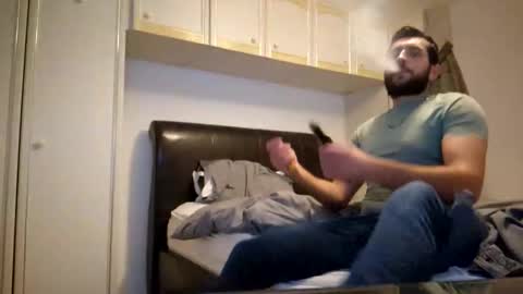 Snapshot of kieran938s chatting on 12/20/25, 04:03 kieran938s online show from 12/20/25, 04:03