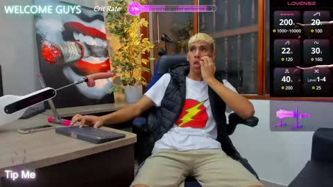 Kieran Derek online show from 01/18/25, 07:37