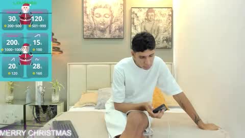 Kieran Derek online show from 12/22/25, 03:25