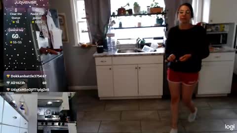 Kiersten online show from 10/21/25, 04:41