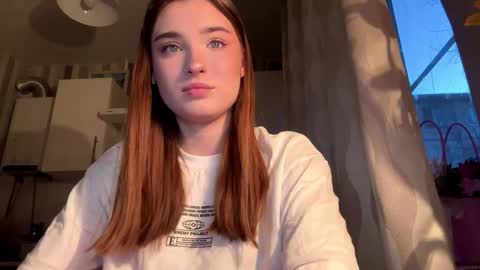 Snapshot of kierstentates chatting on 03/14/26, 03:17 Ola my name is Lissa Lets hit 10 Thumbs Up together online show from 03/14/26, 03:17