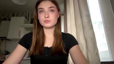 Snapshot of kierstentates chatting on 03/17/26, 02:09 Ola my name is Lissa Lets hit 10 Thumbs Up together online show from 03/17/26, 02:09