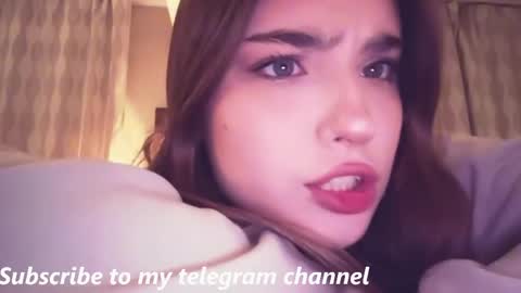 Snapshot of kierstentates chatting on 04/15/26, 02:02 Ola my name is Lissa Lets hit 10 Thumbs Up together online show from 04/15/26, 02:02