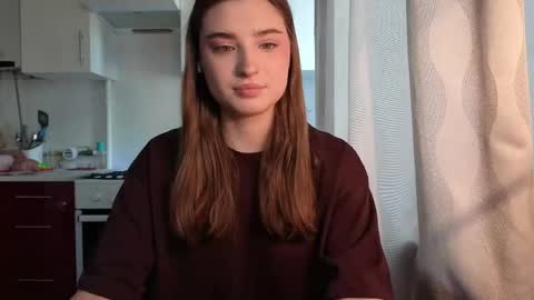 Snapshot of kierstentates chatting on 05/01/26, 06:18 Ola my name is Lissa Lets hit 10 Thumbs Up together online show from 05/01/26, 06:18