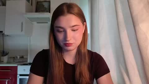 Snapshot of kierstentates chatting on 05/17/26, 01:51 Ola my name is Lissa Lets hit 10 Thumbs Up together online show from 05/17/26, 01:51