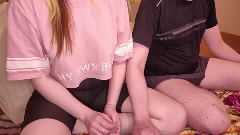 Stacy and Edward online show from 01/21/25, 04:48