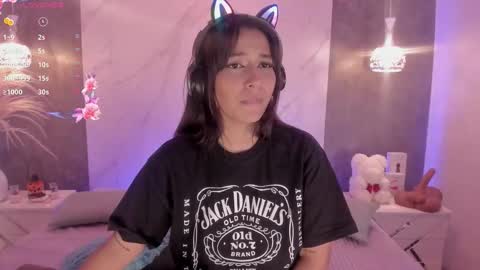 Snapshot of kiiimthompson chatting on 10/10/25, 10:20 Kim Thompson online show from 10/10/25, 10:20