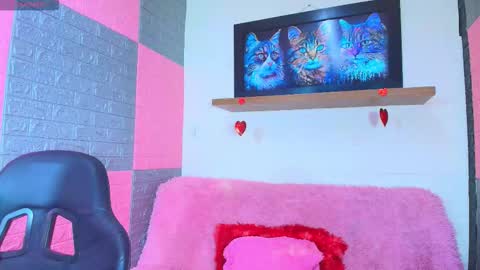 Snapshot of kiim_katta001 chatting on 03/14/26, 11:26 leidy online show from 03/14/26, 11:26