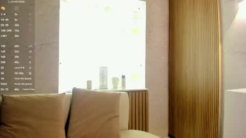 Snapshot of kiim_taaylor chatting on 12/14/25, 02:11 Kim online show from 12/14/25, 02:11