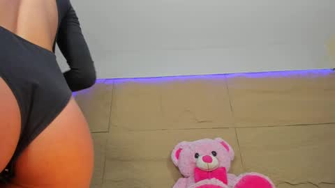 KIM COOPER online show from 02/22/25, 10:07