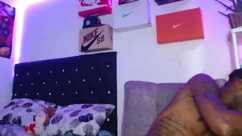 Kiing Black online show from 02/20/25, 05:55