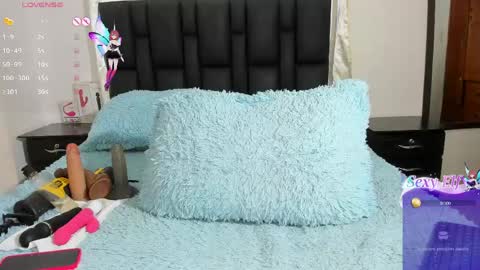 Snapshot of kiity_ebony chatting on 04/09/26, 01:49 KIITY online show from 04/09/26, 01:49