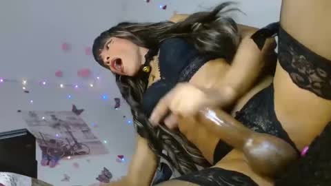 Snapshot of kika_lorace_ chatting on 02/09/25, 01:33 kika lorace online show from 02/09/25, 01:33