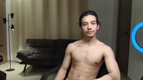 kikeruiz 19 online show from 12/27/24, 03:48