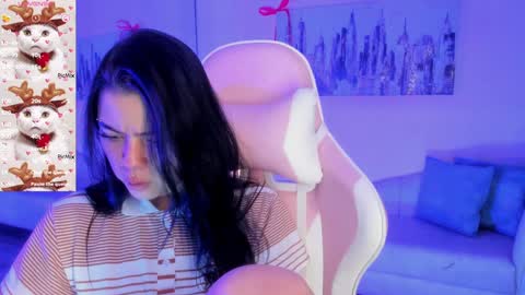 kIKI online show from 12/17/24, 07:07