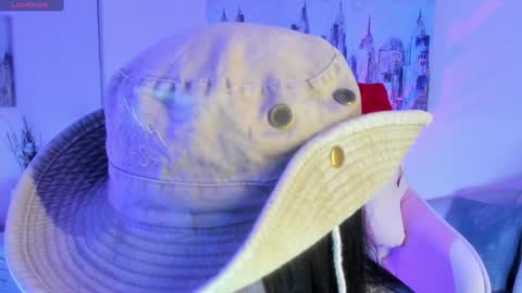 kIKI online show from 12/28/24, 04:41