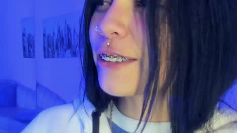 kIKI online show from 12/28/24, 07:44