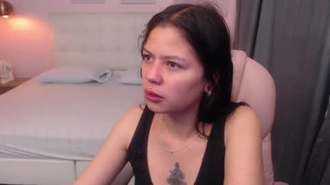 kIKI online show from 09/19/25, 11:33