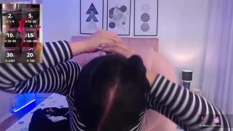 Snapshot of kiki_cams chatting on 11/04/25, 09:14 kIKI online show from 11/04/25, 09:14