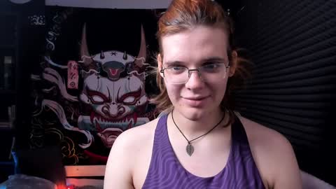 Snapshot of kiki_krash chatting on 12/24/24, 10:22 Kiki online show from 12/24/24, 10:22