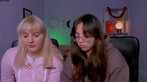 Snapshot of kiki_swan chatting on 02/02/26, 07:18 kiki_swan online show from 02/02/26, 07:18