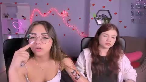 Snapshot of kiki_swan chatting on 06/17/26, 07:04 kiki_swan online show from 06/17/26, 07:04