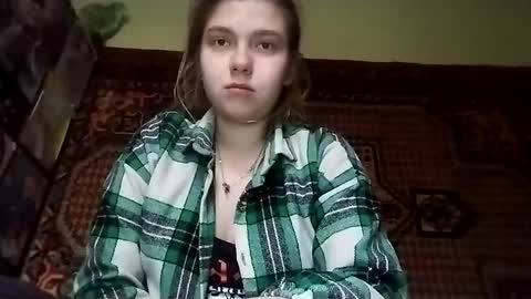 Snapshot of kikibang_ chatting on 12/15/25, 08:29 kikibang_ online show from 12/15/25, 08:29