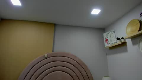 KI KI online show from 01/06/26, 07:39