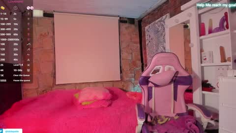 kiki online show from 12/05/24, 08:55