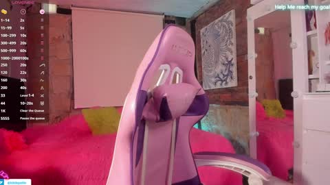 kiki online show from 01/16/25, 09:19